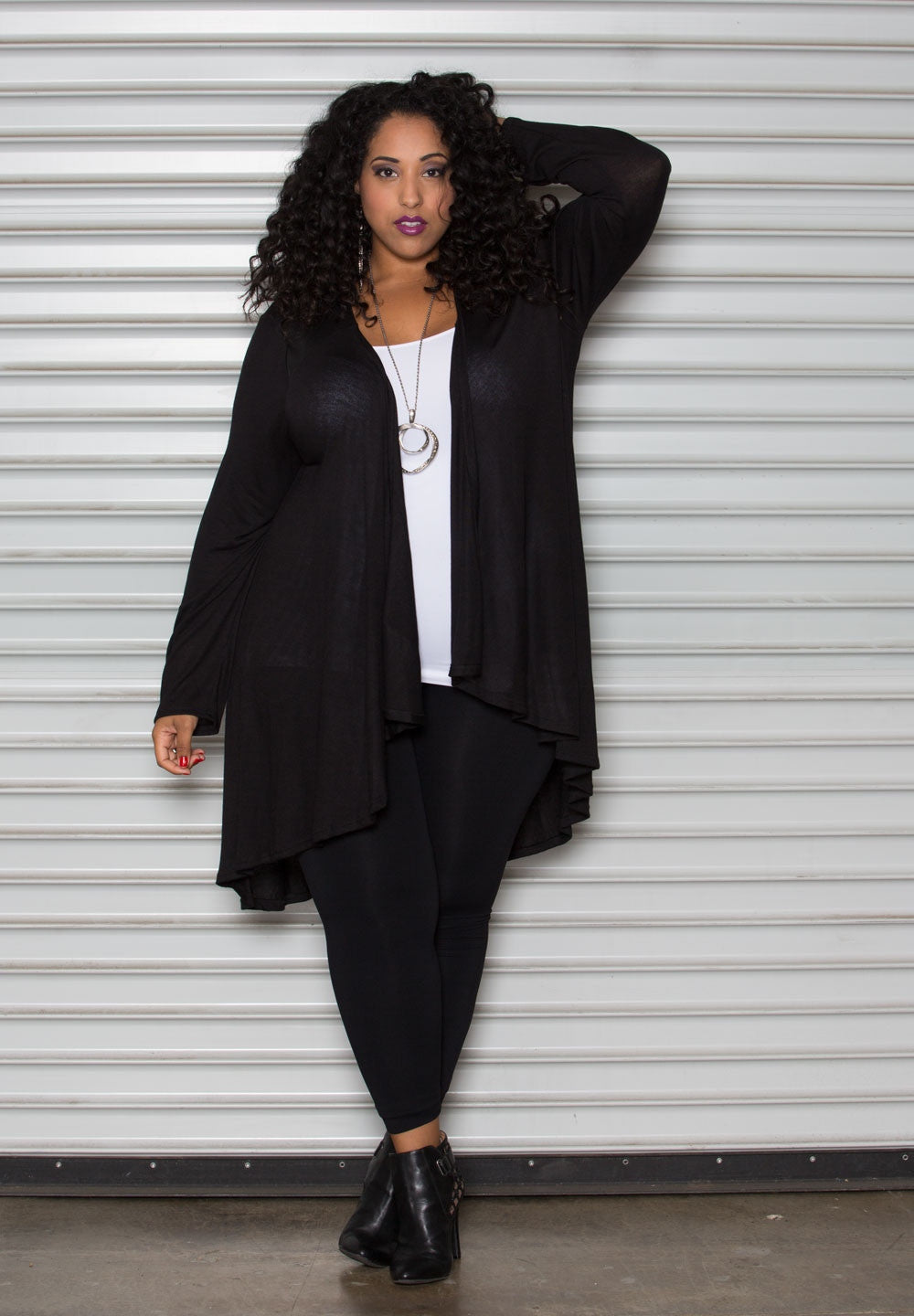 products/AlyssaCardigan1478_1_Black_b1a7ccfc-347b-498d-b2e0-6362e1cbb496.jpg