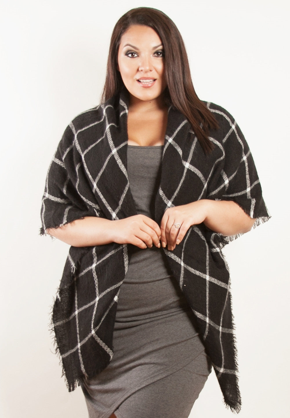 products/BlackAndWhiteWrap1696_1_Black_5b543de0-1587-4f55-9650-e2d6661ffb62.jpg
