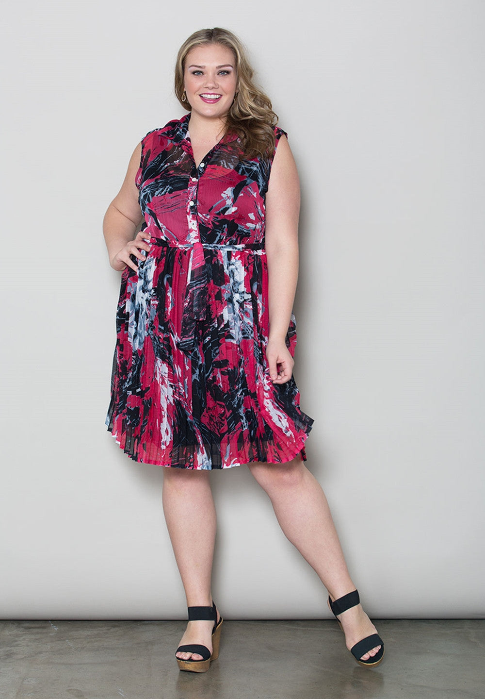 products/CandiceChiffonDress1620_1_Red_01080129-919b-4024-bf98-c4cb9f2905b1.jpg
