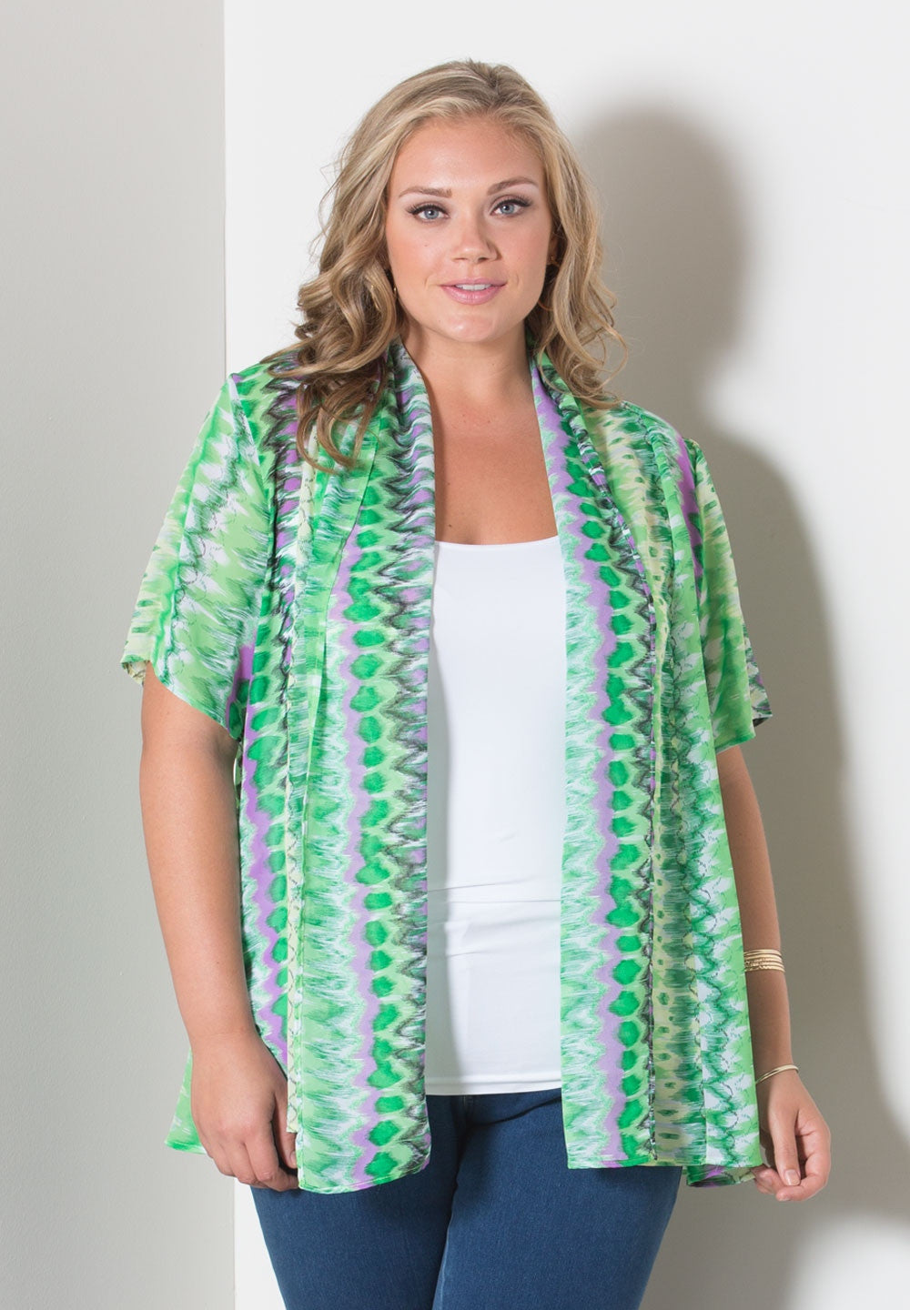 products/CatalinaCardigan1419_1_Greens_8da881f7-2241-4659-9bb0-1c5d55a3ded4.jpg