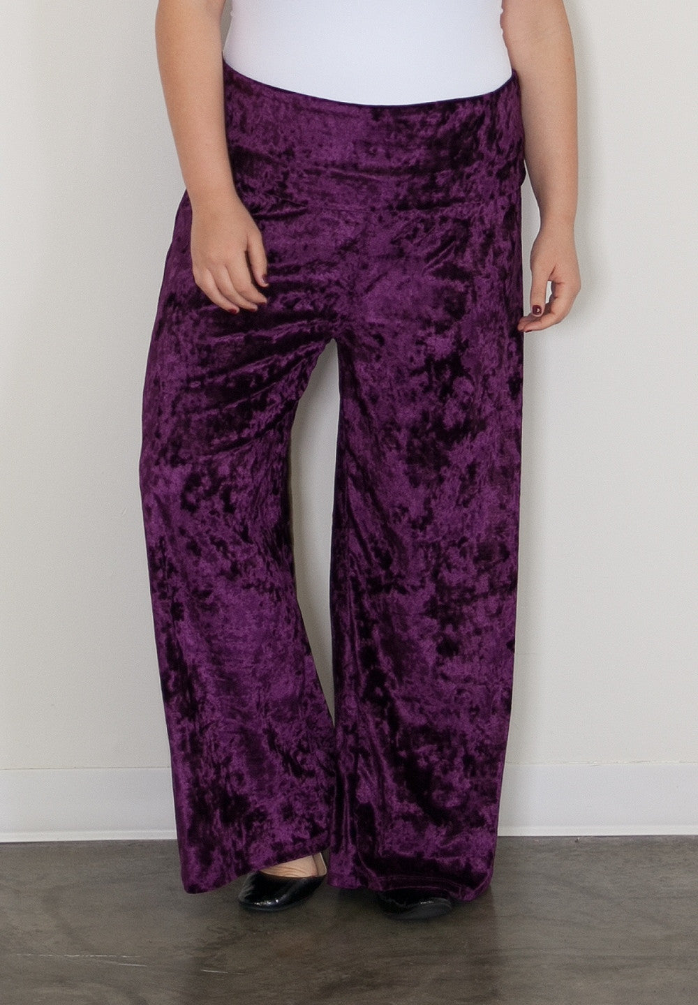 products/CrushedVelvetPants1525_1_Amethyst_d13b572d-fb72-4ede-adae-cfdb148a852a.jpg