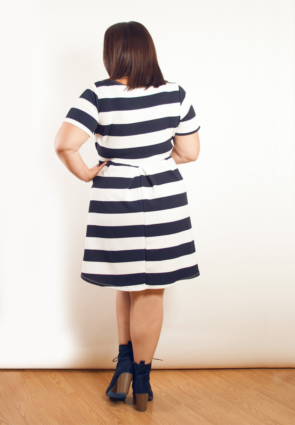 joycedress1617_1_navy_blue_stripe