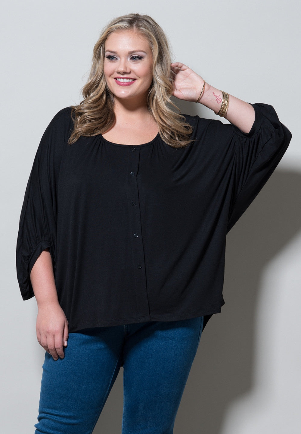 products/KatieTopClassic1450_1_Black_578f76e0-ae0d-4730-911b-0eae6df7ceeb.jpg