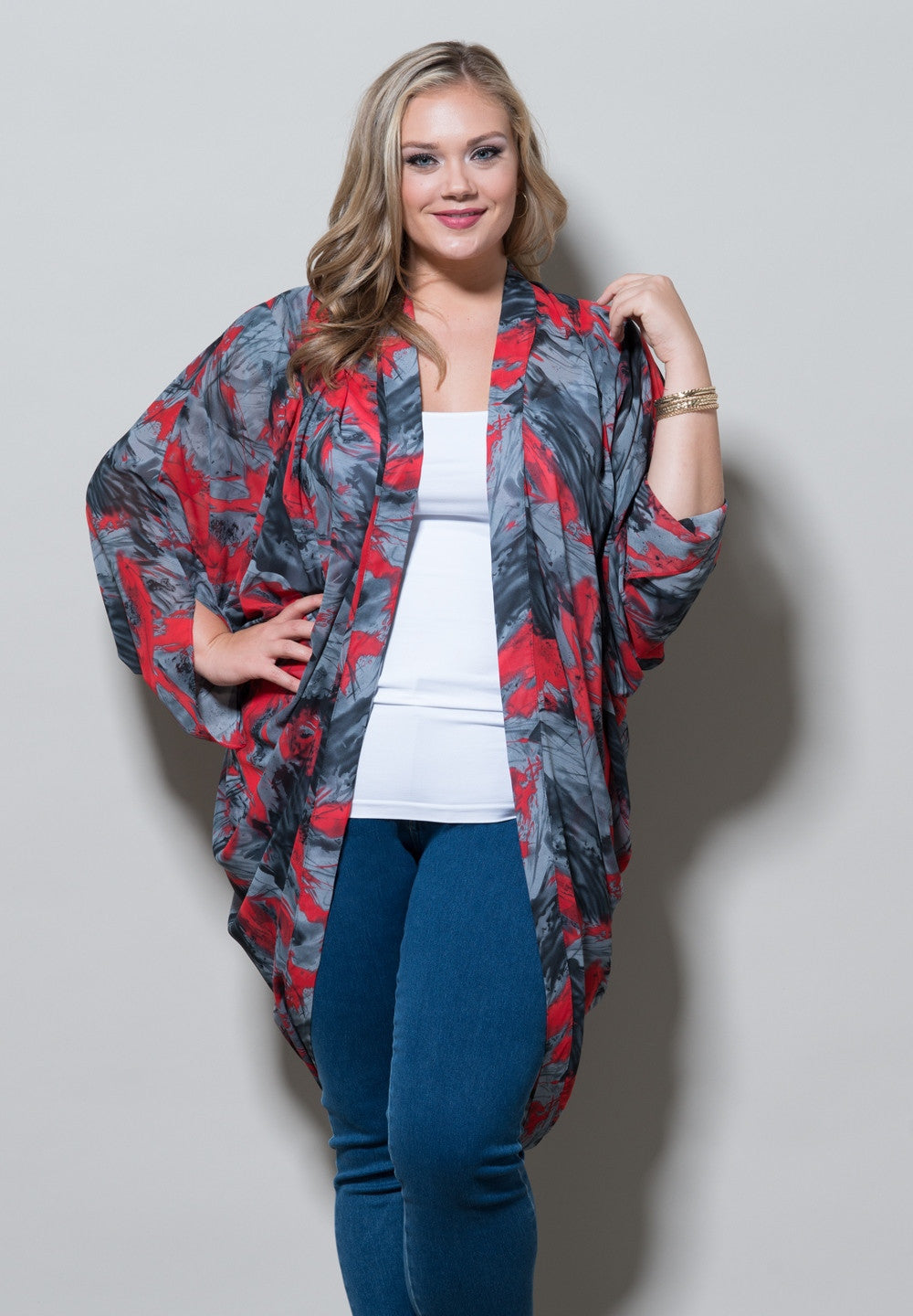 products/MaciKimono1443_1_MultiPrint_0eee9e06-1bcf-467f-8637-bc62c0f2d038.jpg