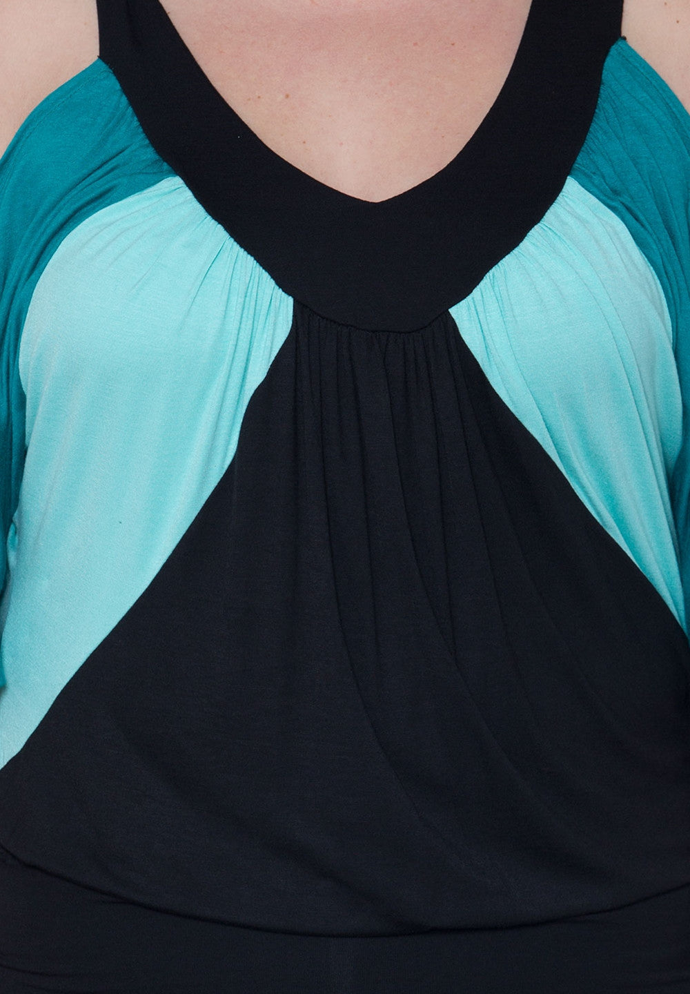blue_green_black_2