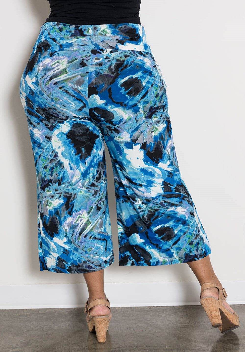 black_blue_1