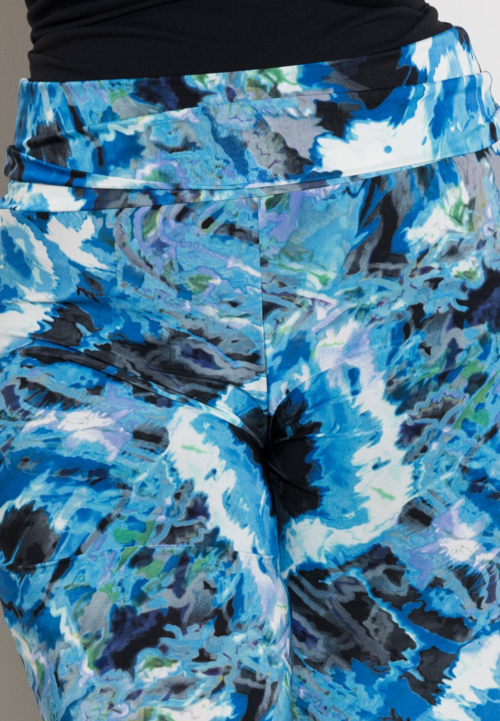 black_blue_1