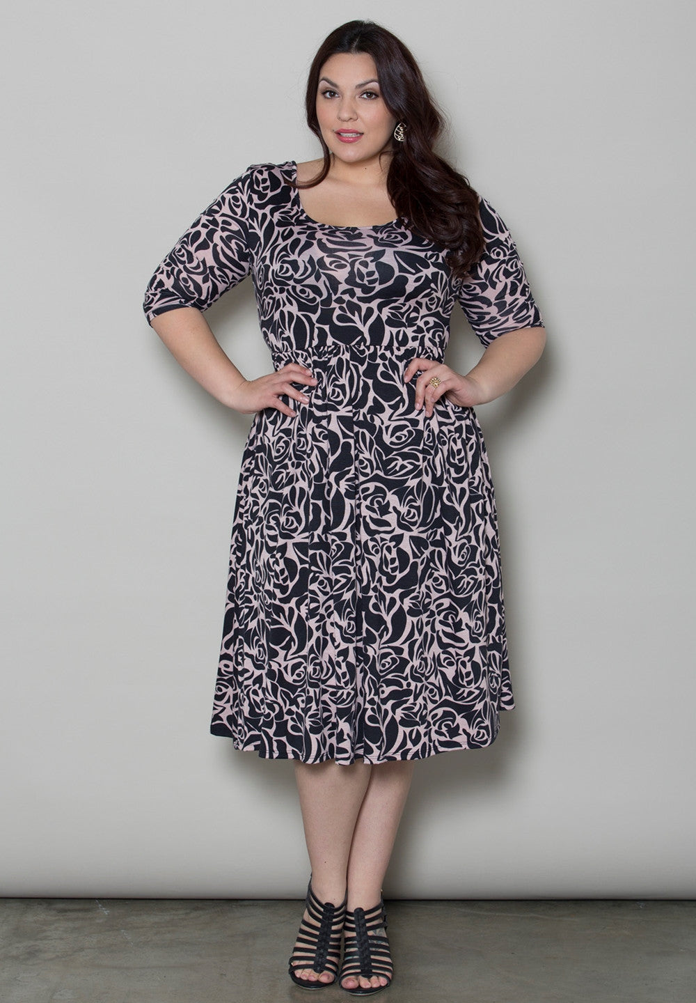 products/SkylarDress1612_1_Neutral_0f7c0fc6-cbe6-45c6-b997-62b621dee1ce.jpg