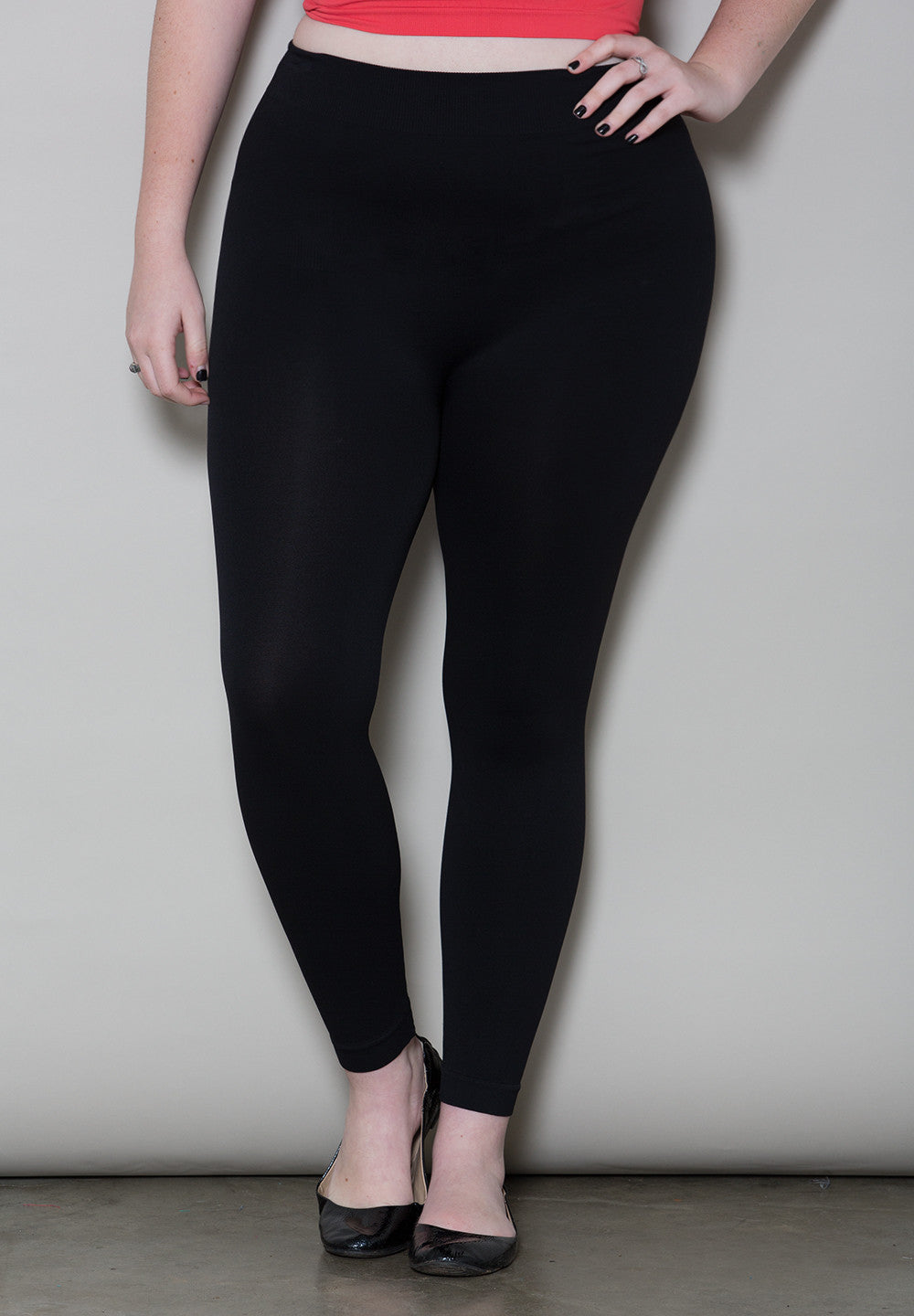 products/The_Perfect_Leggings_1_black_3c8b3391-b8a9-4880-b6ac-0450e79fcd1f.jpg
