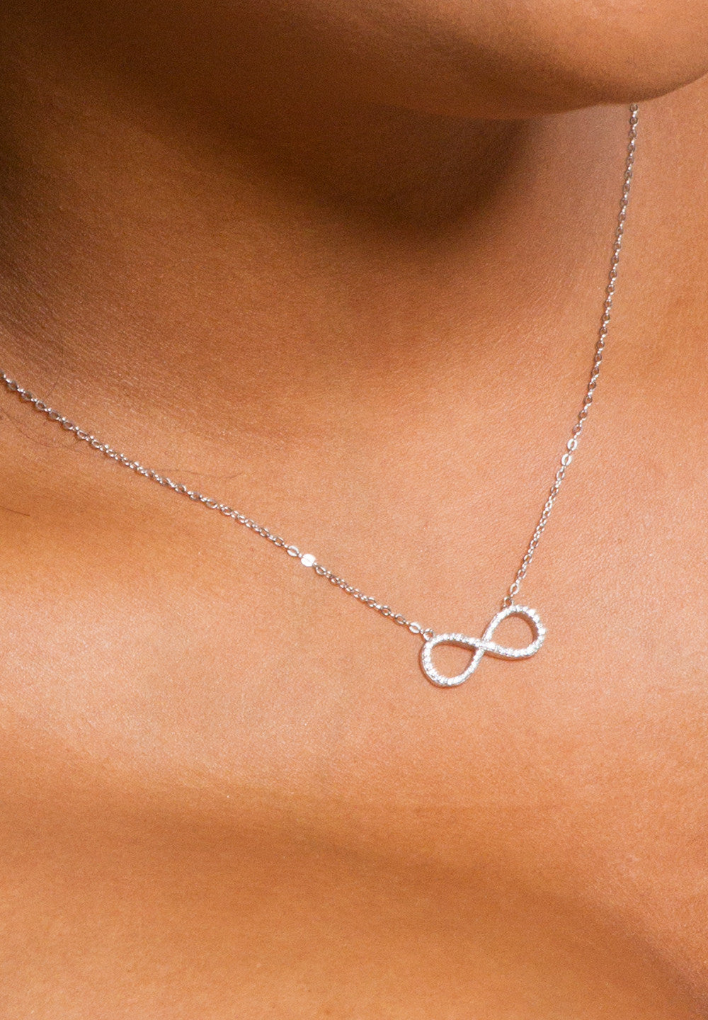 products/infinitysterlingsilvernecklace_2_silver_6e671523-2d43-4226-8a15-8409f131be8f.jpg