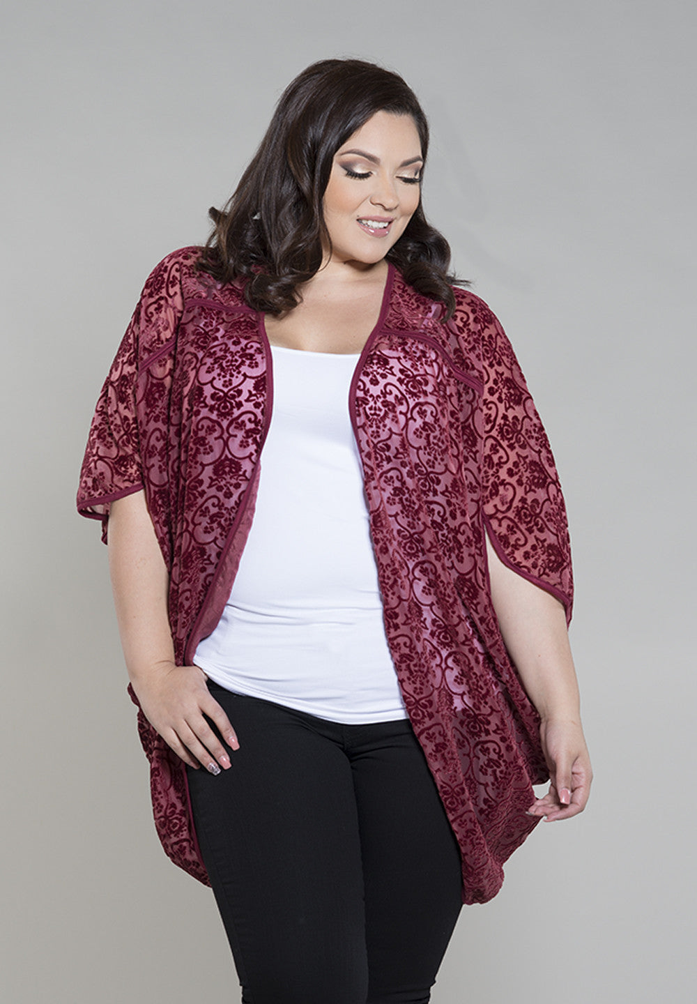 products/juliacardigan_1_ruby_ab92d777-dd98-432a-98d2-a30192d62d7c.jpg
