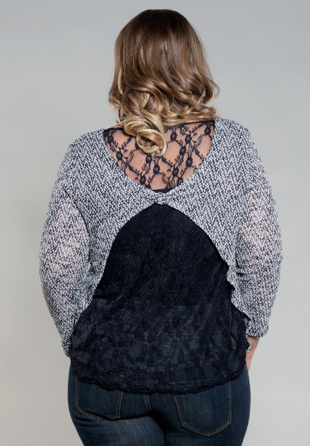 karenknittop_black_white