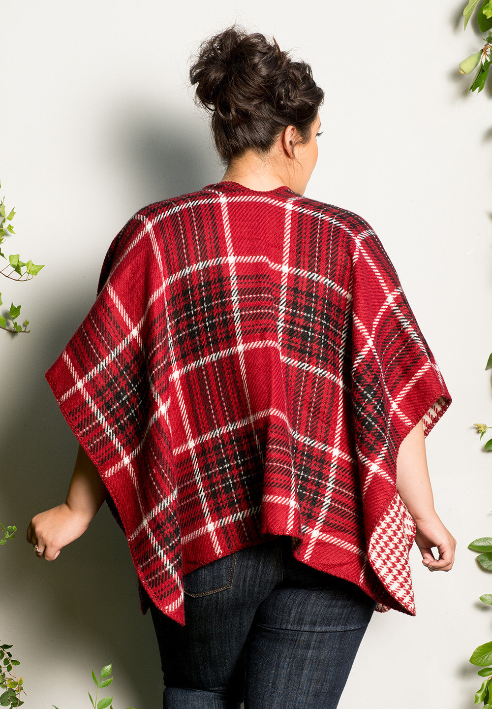 reversibleplaidponcho_red_black_white